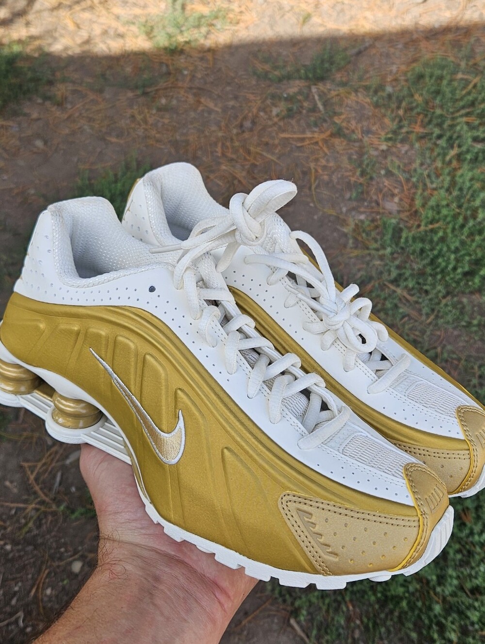 New Women's Nike Shox
